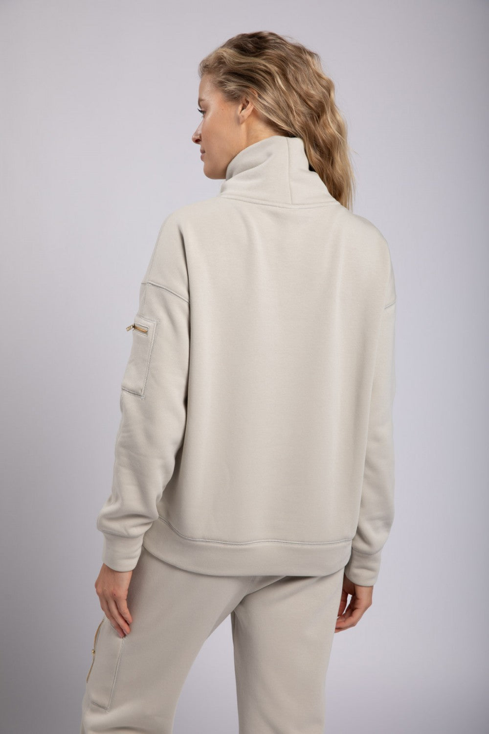 Cass Fleece Pullover Sweatshirt